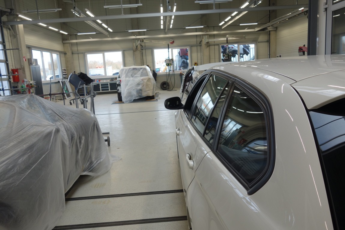 Jubilaum Im Autohaus Schmidt In Walldorf Wiwa Lokal Wiesloch