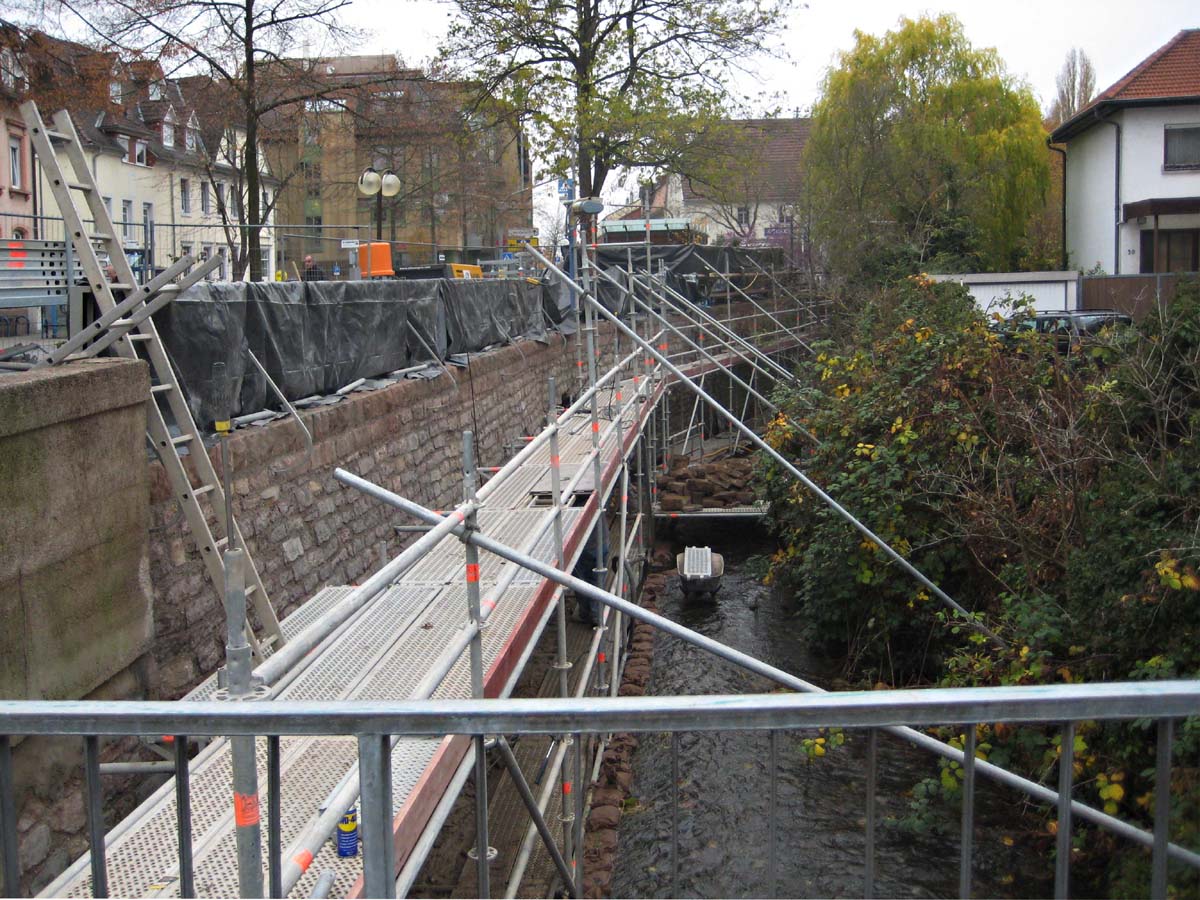 Sanierung Ufermauer am Leimbach in Wiesloch