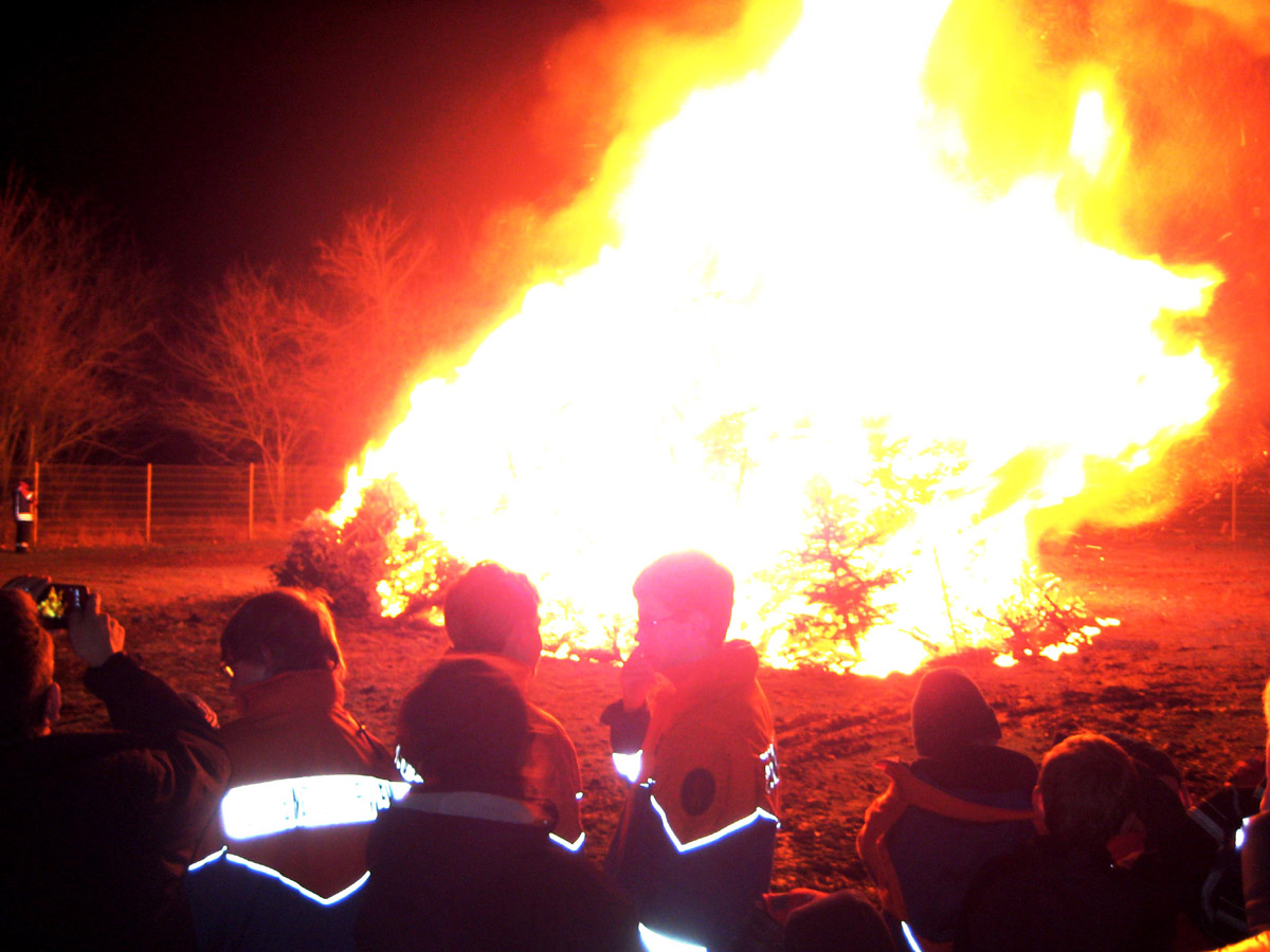 Verbrennung der Weihnachtsbäume in Wiesloch