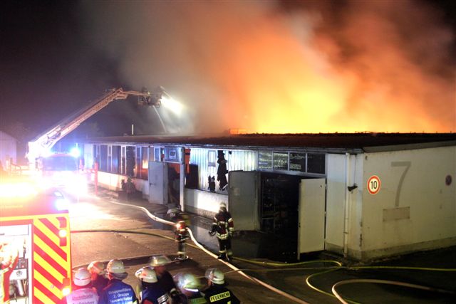 Bad Schönborn: Schon wieder Lagerhallenbrand