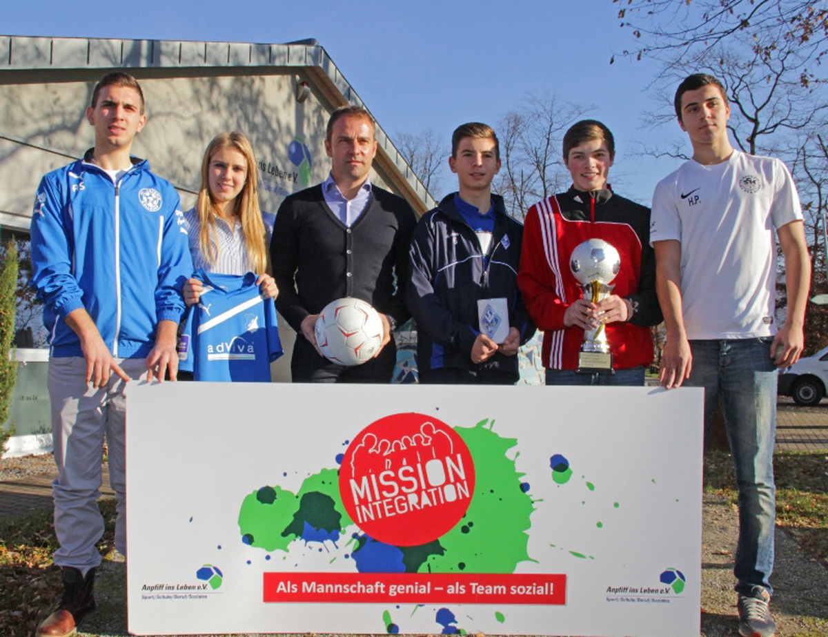 Hansi Flick gibt Gewinner der „Mission Integration“ bekannt