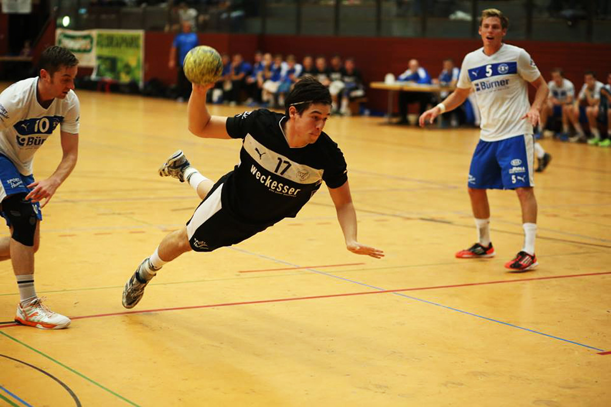 Schießbudenflair bei packendem Handballkrimi