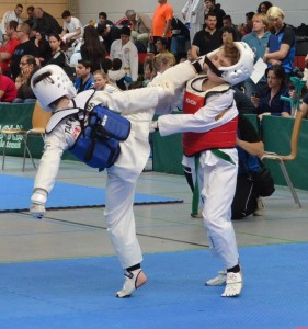 Daniel Bechtler(blaue Kampfweste) erkämpft die Goldmedaille