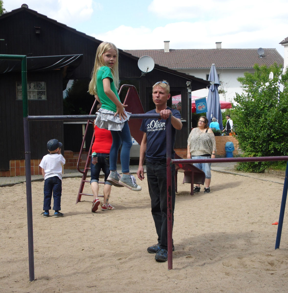 Spielplatz im Angelbach-Tierpark gewinnt 2. Platz durch EUCH ALLE