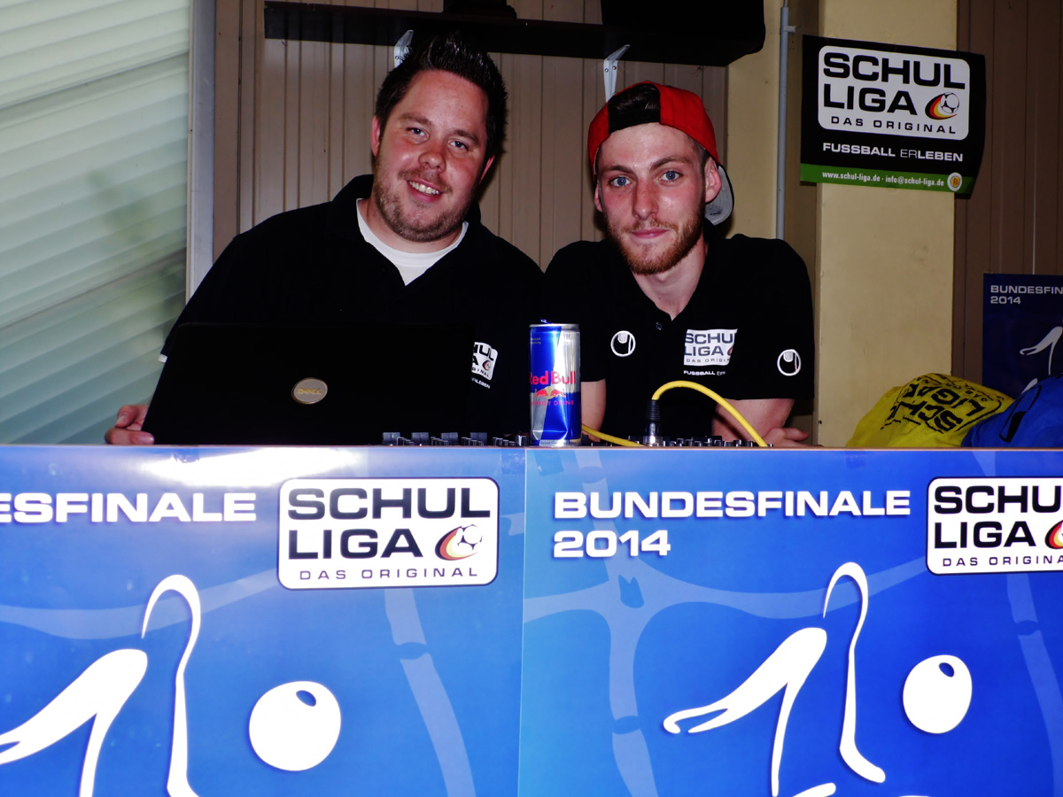 Heute: Schul-Liga Bundes-Finale 2014 bei Soccer 4You mit neuen Bildern