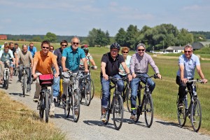 links nach rechts: Bürgermeister Jens Spanberger (Mühlhausen), Gemeinderat Ewald Engelbert (Mühlhausen), Landtagspräsident Guido Wolf MdL, Dr. Stephan Harbarth MdB und Karl Klein MdL.