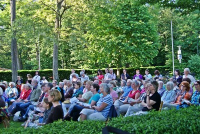 Vormerken: Singen im Park donnerstags im Juli 19 – 20 Uhr