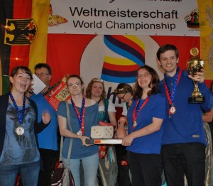 MenschDSC_0194_1 (1076x942)