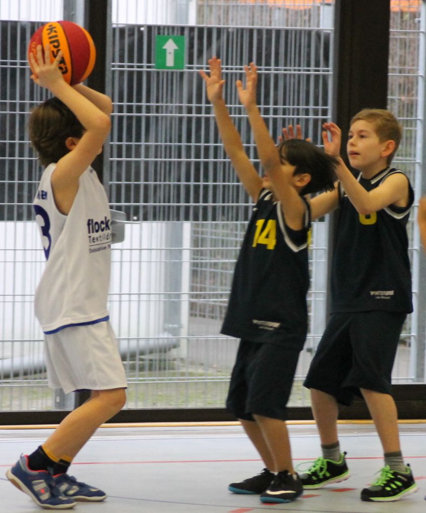 Premiere am Nikolaustag – U8-Basketball-Turnier