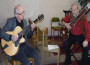 Ost trifft West: Berühmte Jazz Beispiele mit Gitarre & Sitar in einzigartiger Kulisse