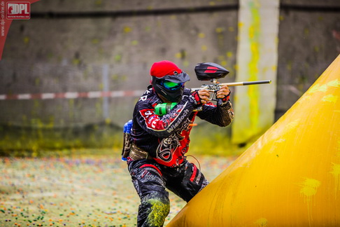 Paintball: Erster Spieltag