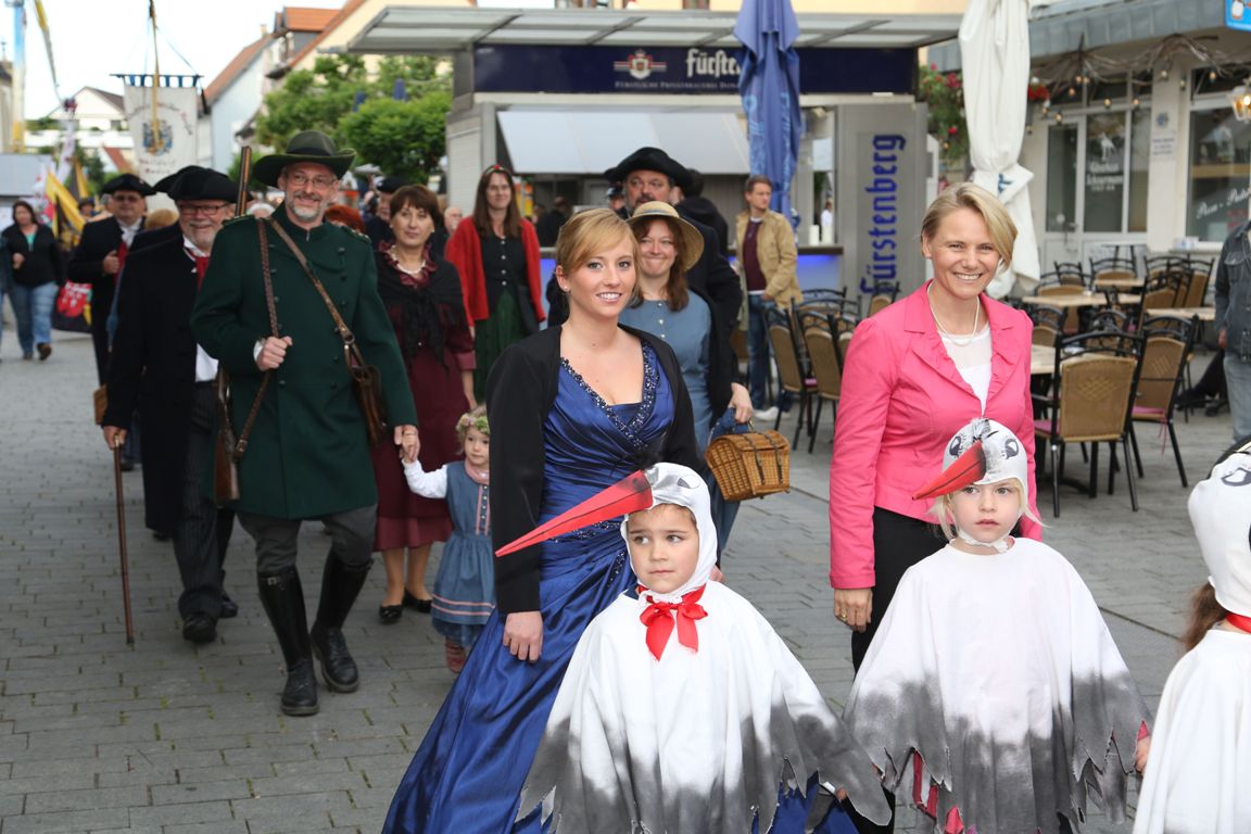 Spargelmarkt – feiern mit Freunden