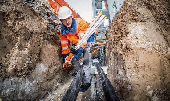 Grundstein für Glasfasernetz gelegt