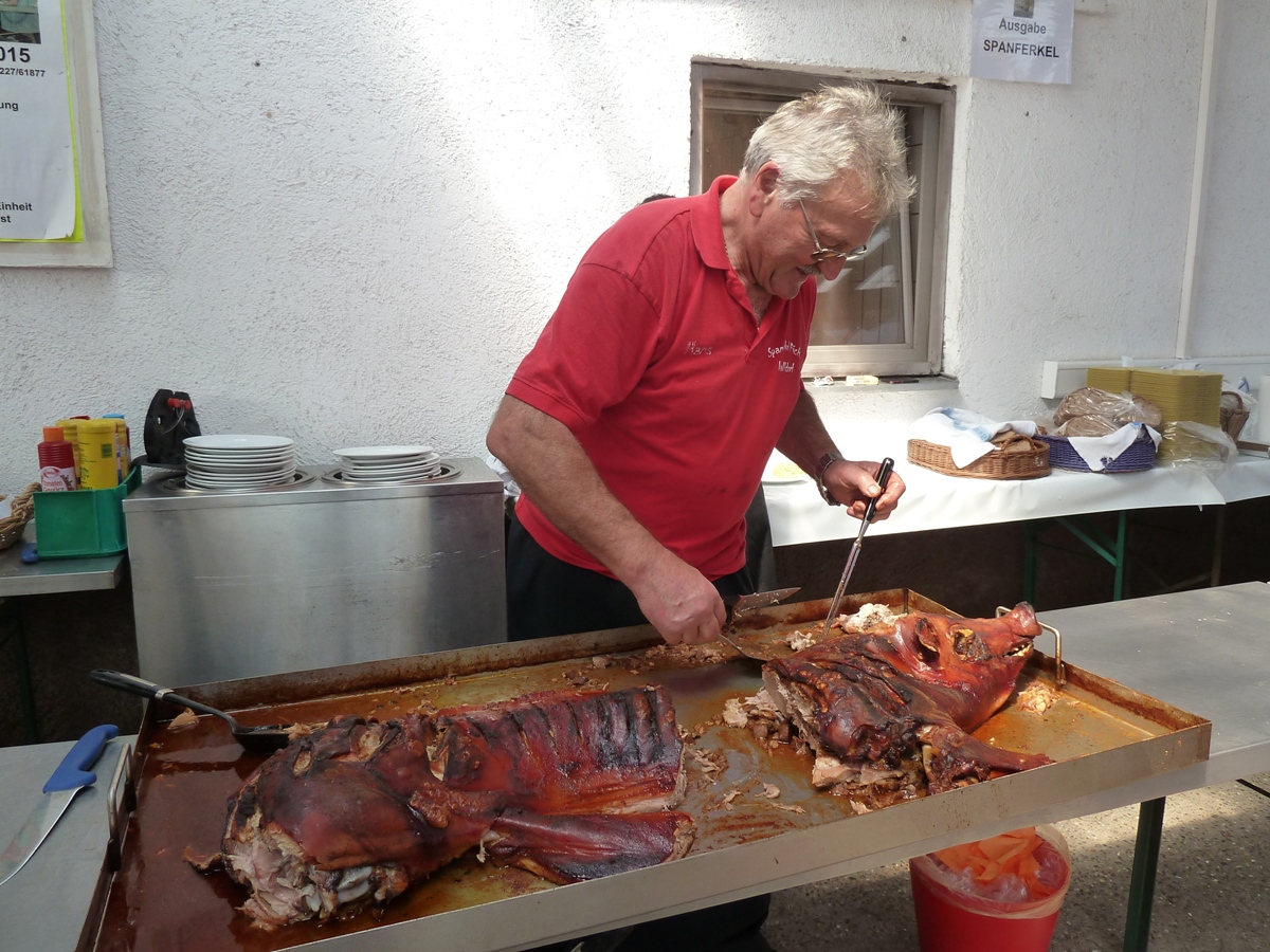 Heute  (21. August) ist wieder Hoffest bei Spanferkel-Pichler