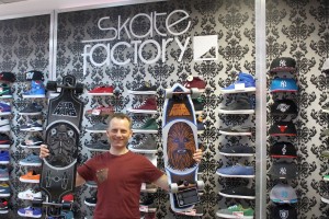 5835 - Skate Factory - 1