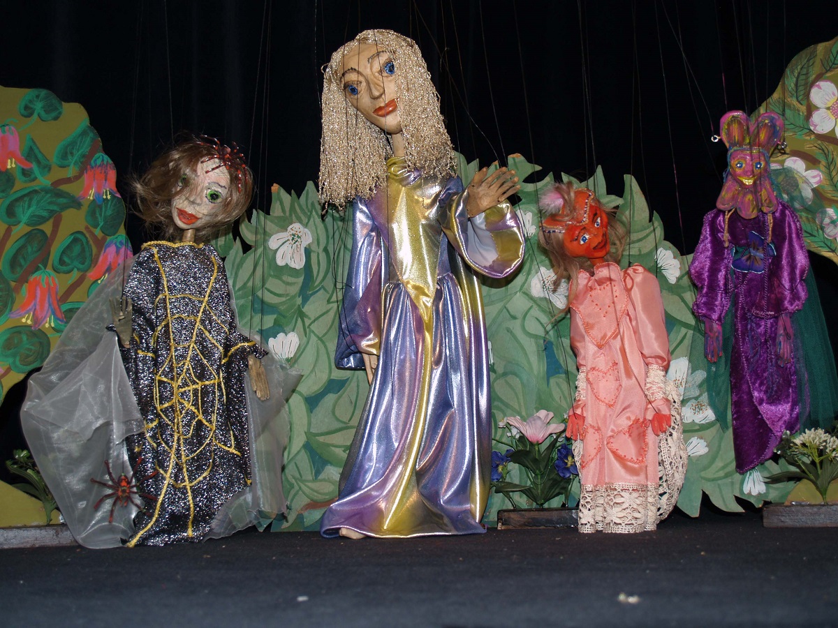 Ein Sommernachtstraum in New Orleans zu erleben im Marionetten Theater, Wiesloch
