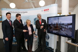 Walldorf. 24.Unternehmerlunch bei der Firma Bosch Sicherheitssysteme. Von links Marc Massoth, Alexander Bradfisch, BMin Christiane Staab und Marcus Thyssen. 16.02.2016 - Helmut Pfeifer.