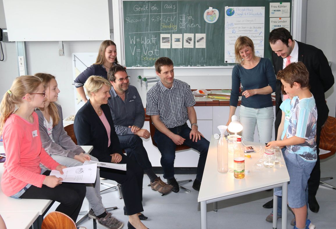 Walldorf: Projekt der KliBA und der Sparkasse an der Waldschule