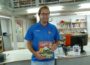 Knut Krüger bei einem Fußballnachmittag in der Stadtbücherei Walldorf