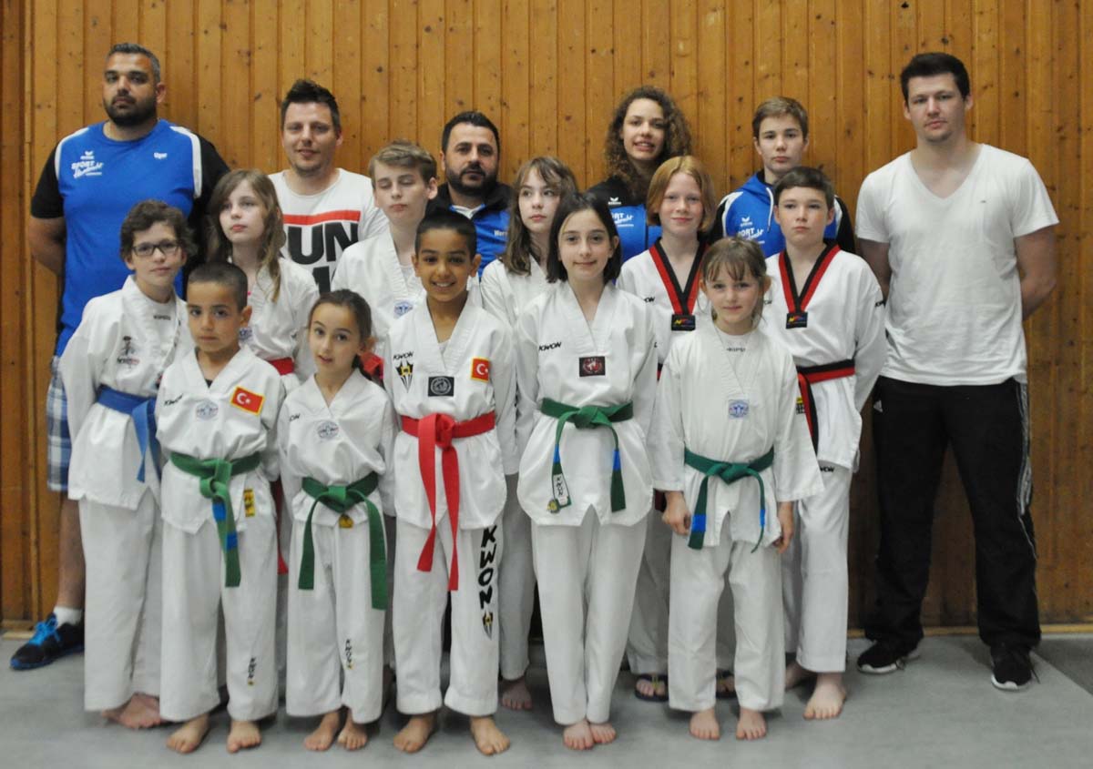 13 Medaillen für Wieslocher TAE-KWON-DO