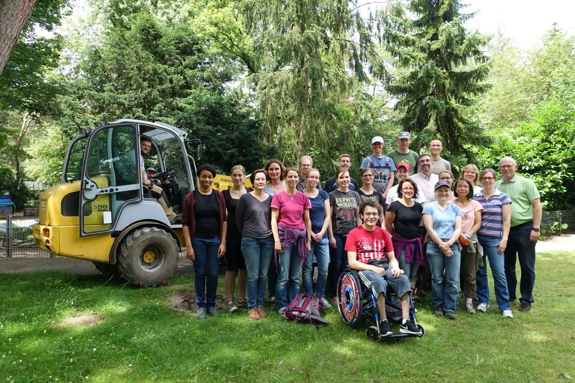 SAP-Mitarbeiter engagieren sich für Tierpark Walldorf