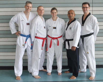 Tae Kwon Do Sportler bei Formenturnier erfolgreich