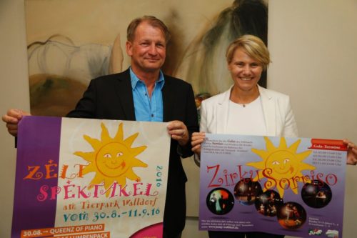 Walldorf. Pressegespraech zum Zeltspektakel 2016 inm Rathaus Walldorf. Mit Juergen Vogel und BMin Christiane Staab. 19.07.2016 - Helmut Pfeifer.