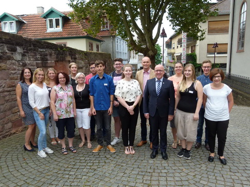 Stadt begrüßt Auszubildende