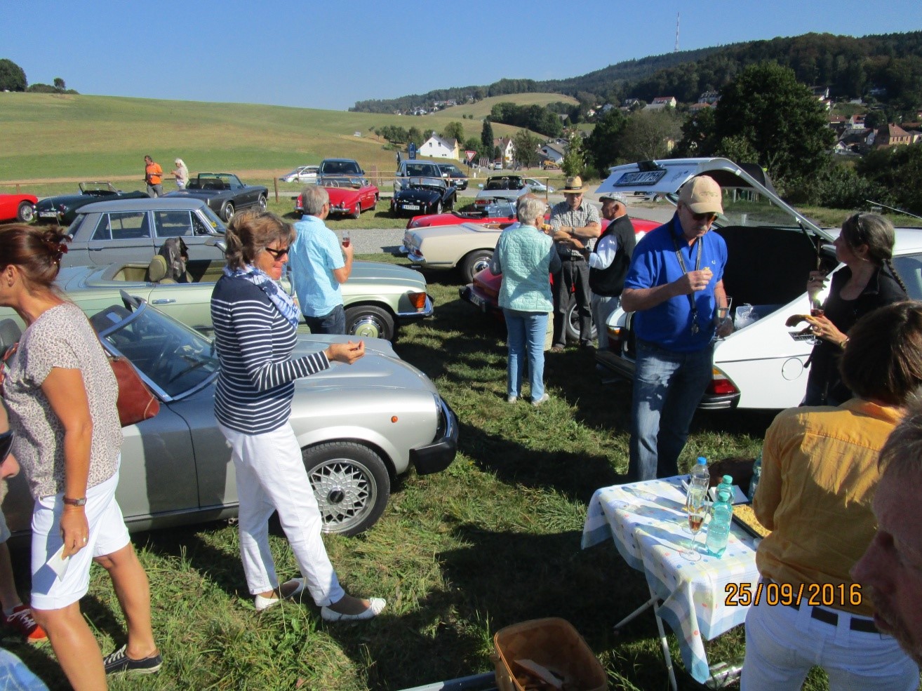 Alte Autos, Schlepper und sonstige Oldtimer