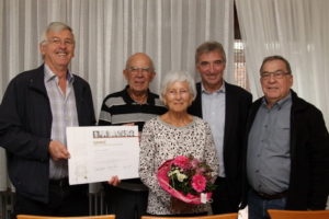 Baiertal. CDU Ehrung fuer Viktor Walter. Von links Guenter Laier, Viktor Walther, Hildegard Walther, MdL Karl Klein und Gerhard Geierhaas.  10.10.2016 - Helmut Pfeifer.