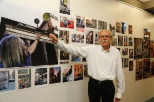 Walldorf. Walldorfer Musiktage 2016 Hier der Roemrkreis Ausstellung Kunstobjekt von Hartmuth Schweizer im Rathaus Walldorf. 06.10.2016 - Helmut Pfeifer.