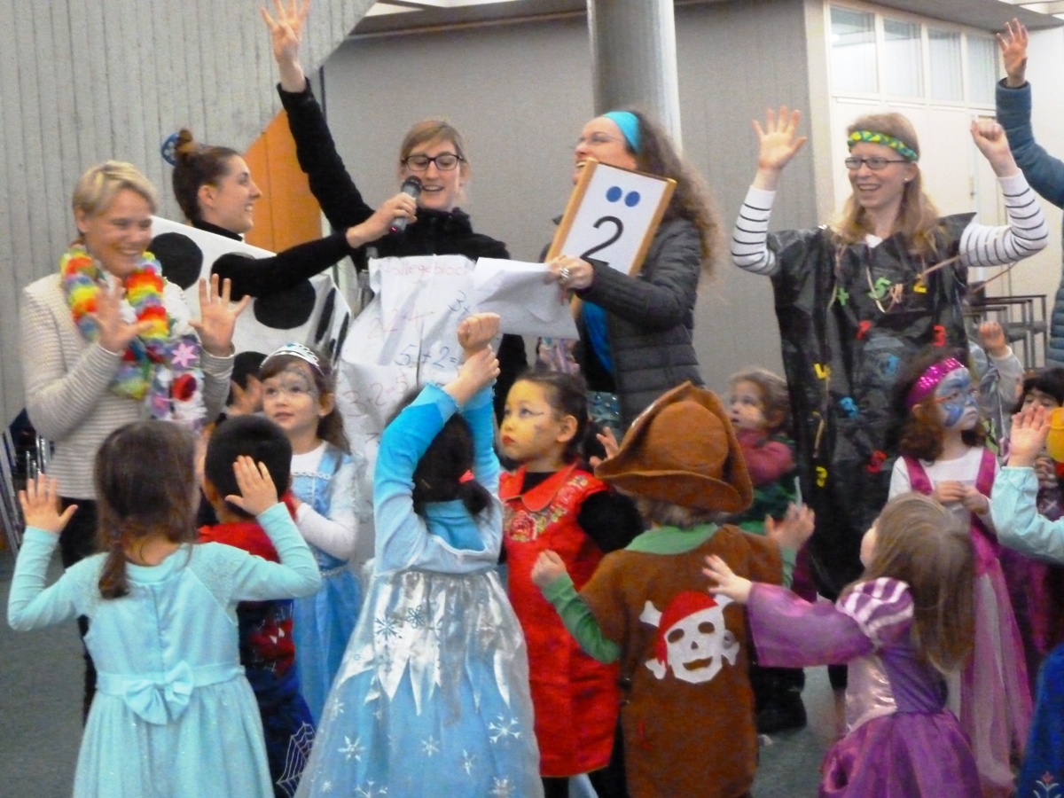 Kindergarten St. Marien stürmt das Rathaus Walldorf