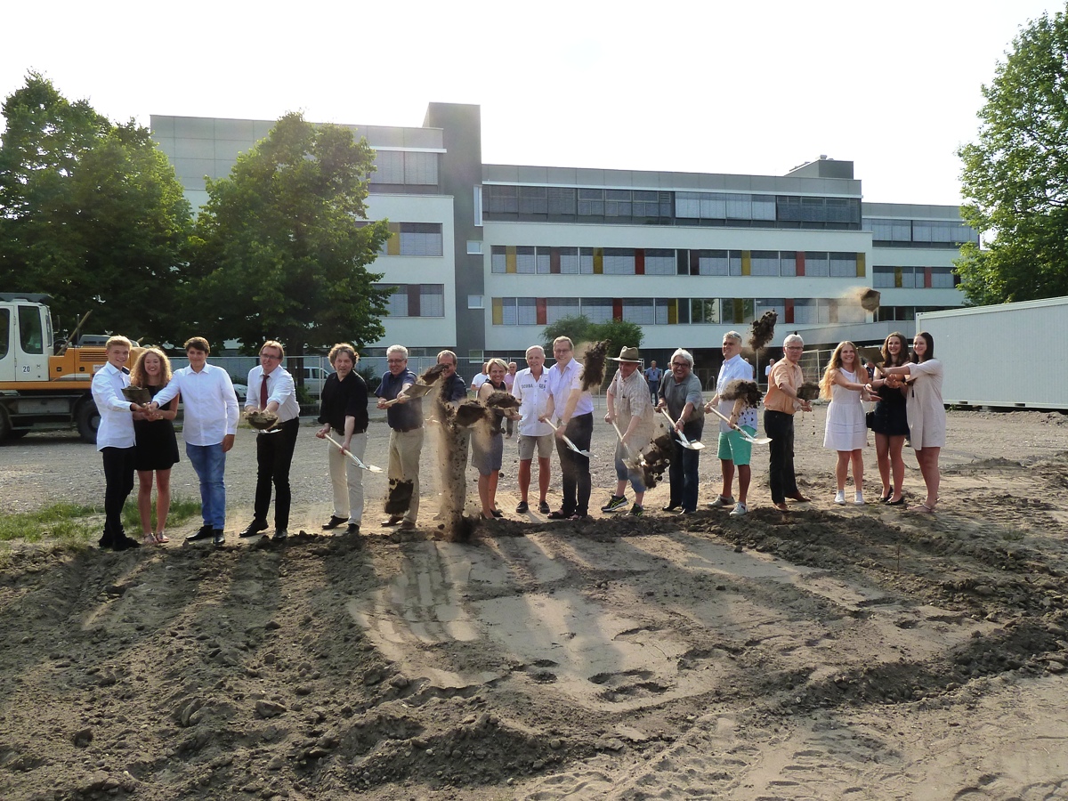 Walldorf hat Großes vor: Spatenstich am Schulzentrum