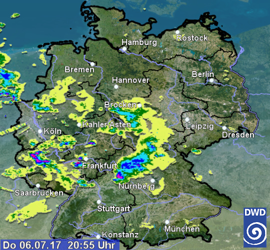 DWD warnt vor einzelnen Schauer und Gewittern. Am Freitag sommerlich heiß