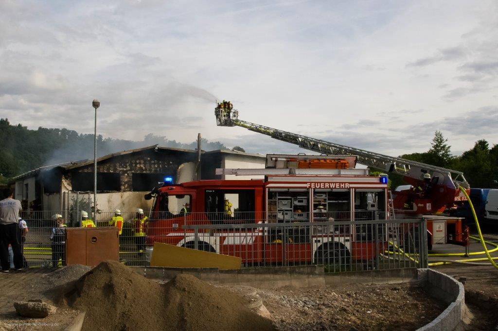 Werkstattbrand: Fahrzeuganforderung