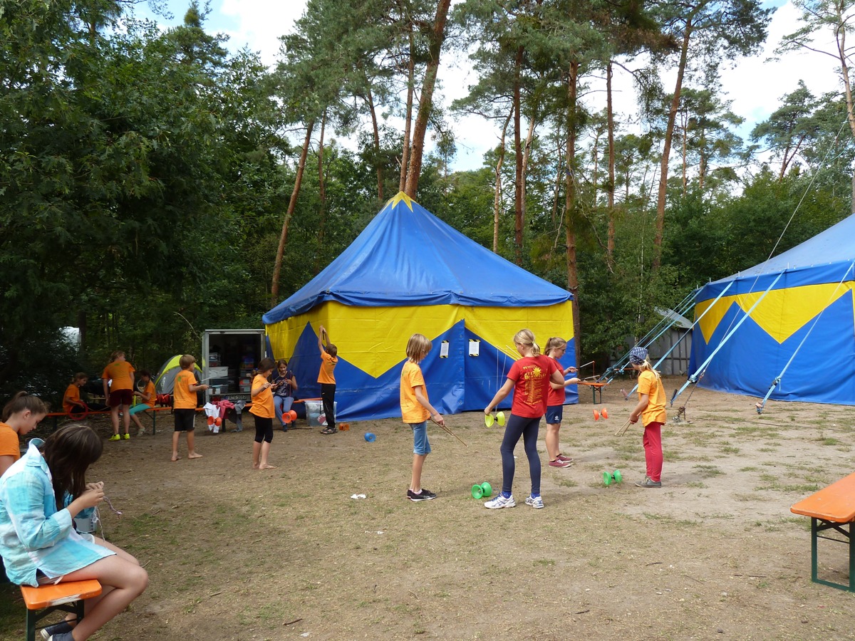 “Zirkus Sorriso” beim Zeltspektakel Walldorf