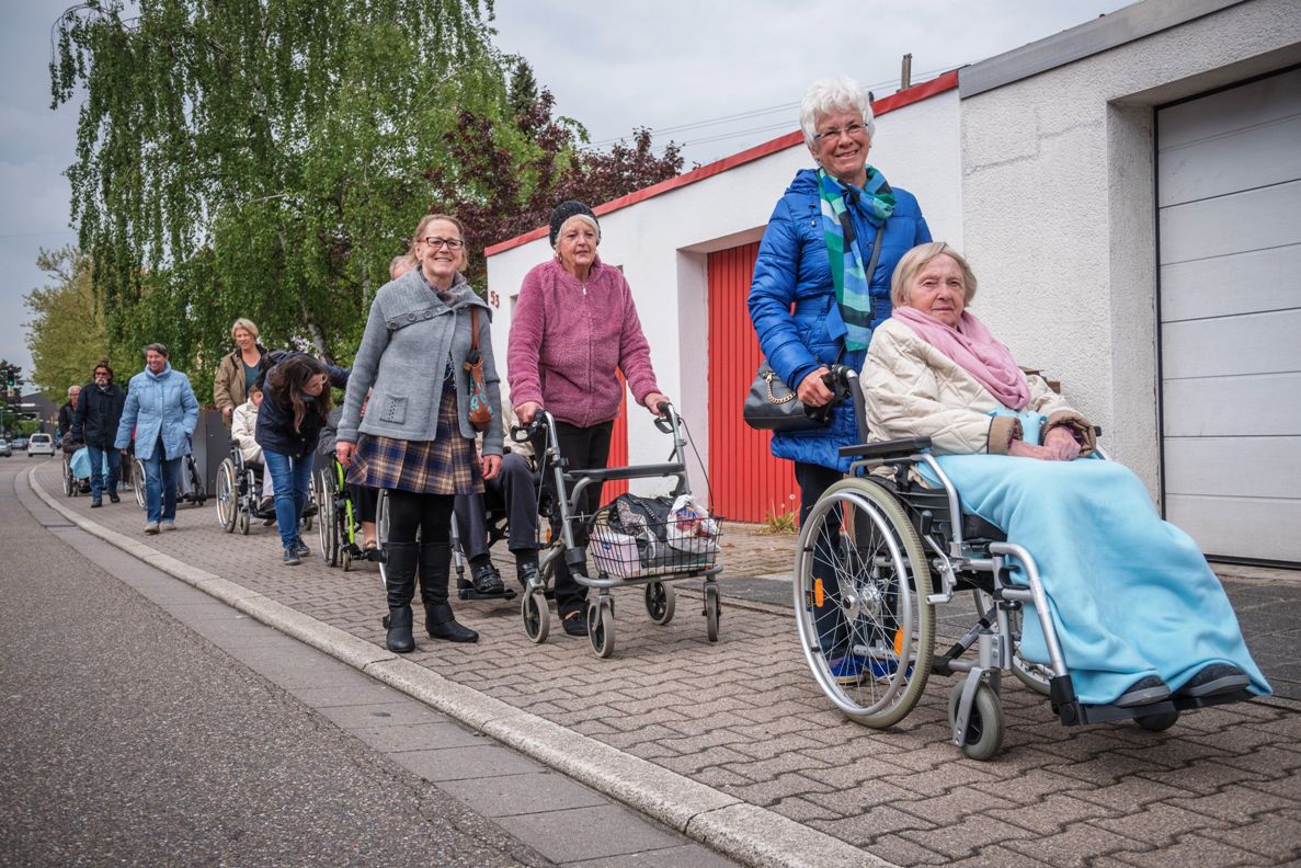 Walldorf: „Laufender Seniorenbus“ braucht Verstärkung