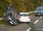 Zwei Verletzte bei spektakulärem Verkehrsunfall