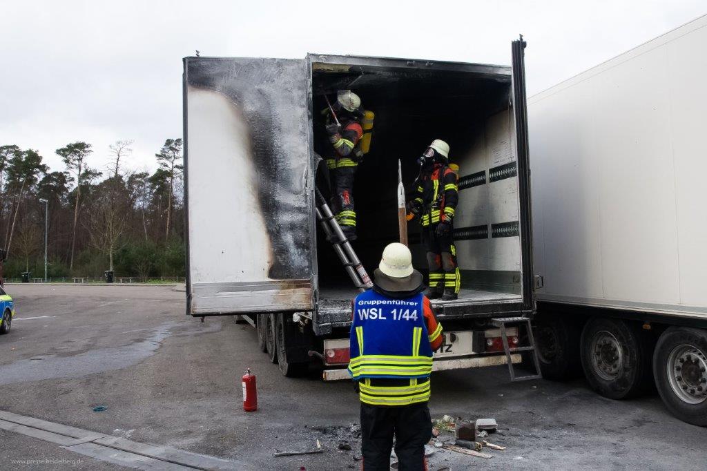 Bericht der  Feuerwehr zum LKW-Brand auf A6