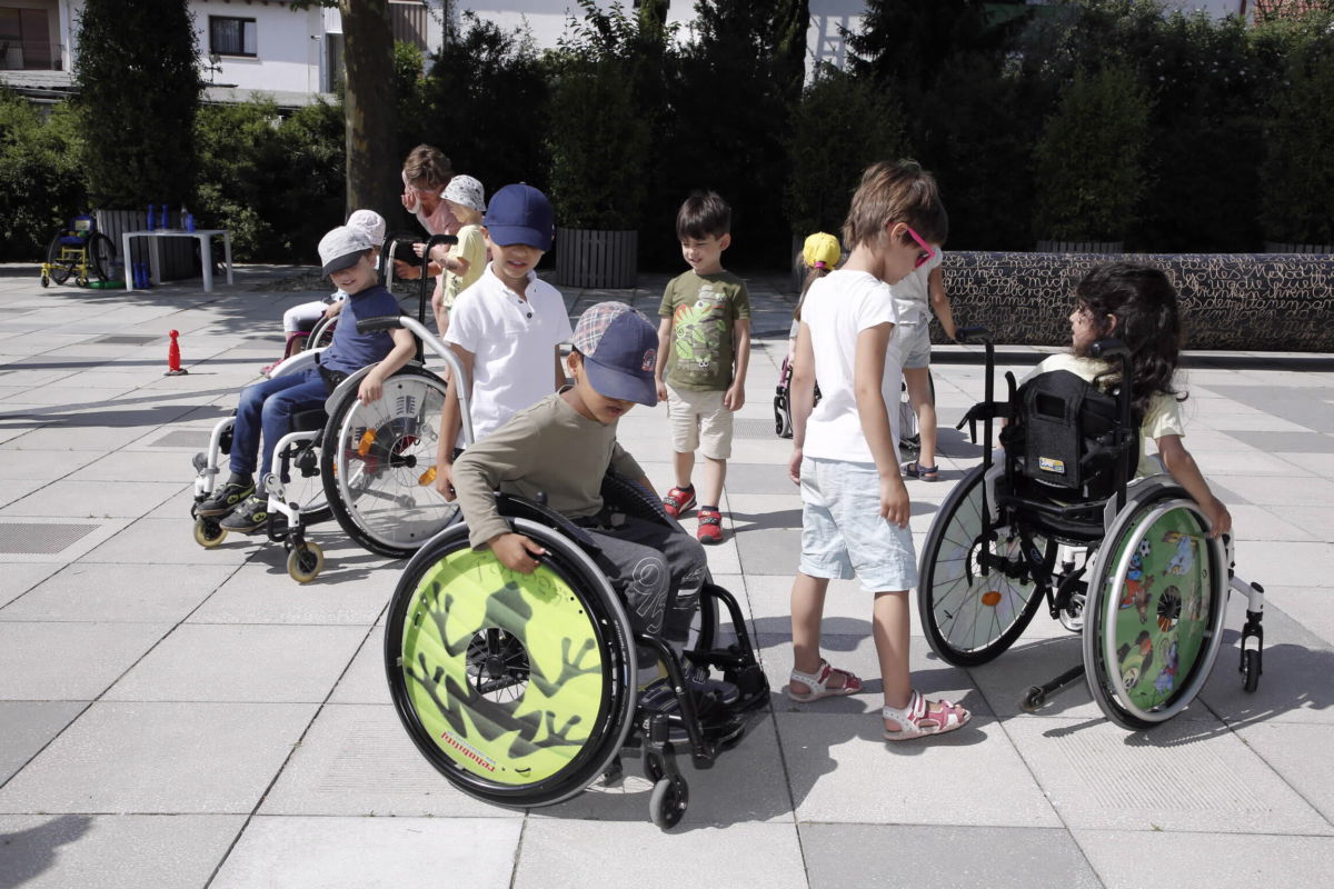 Immer in Bewegung bleiben: „Mobilität im Alter – erhalten und fördern”