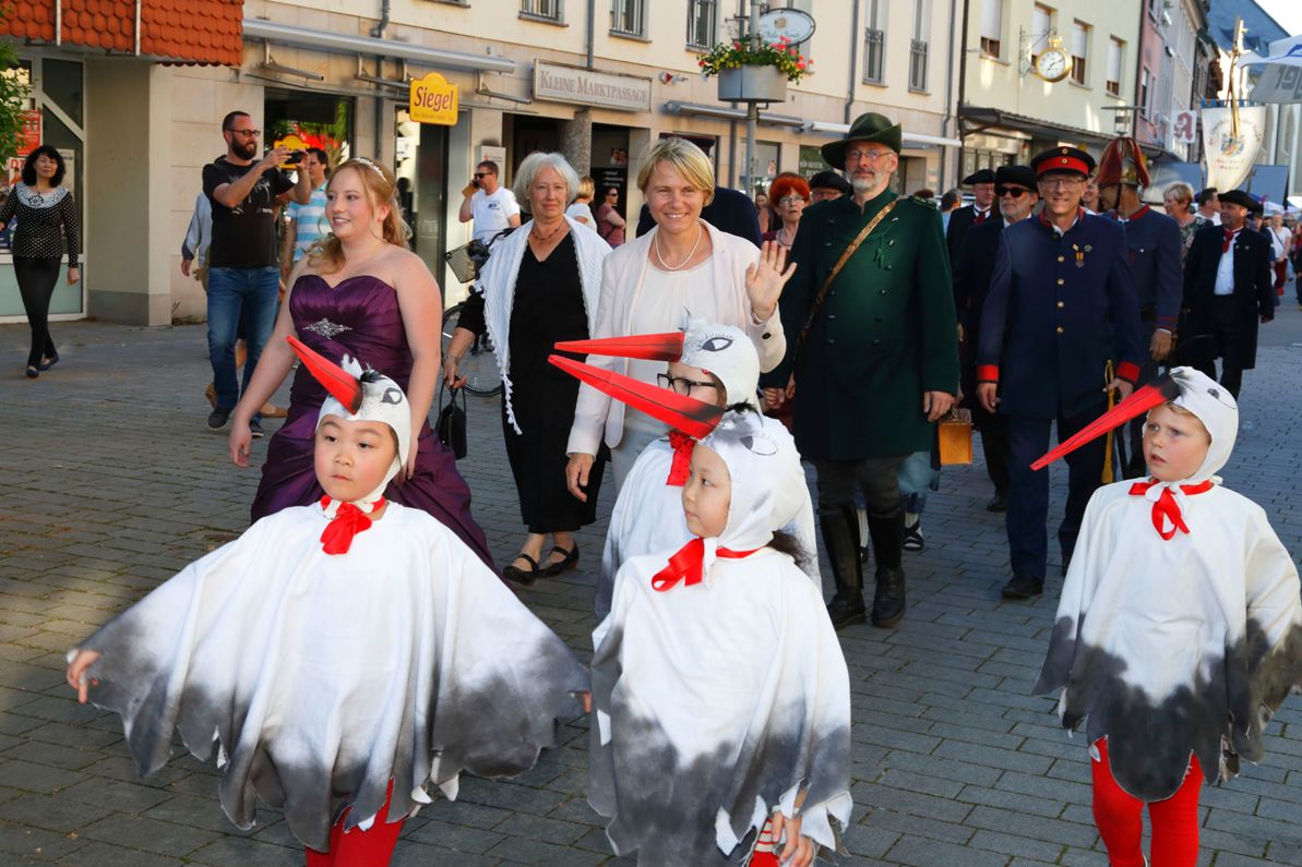 Walldorf lädt zum Spargelmarkt vom 8. bis 10. Juni