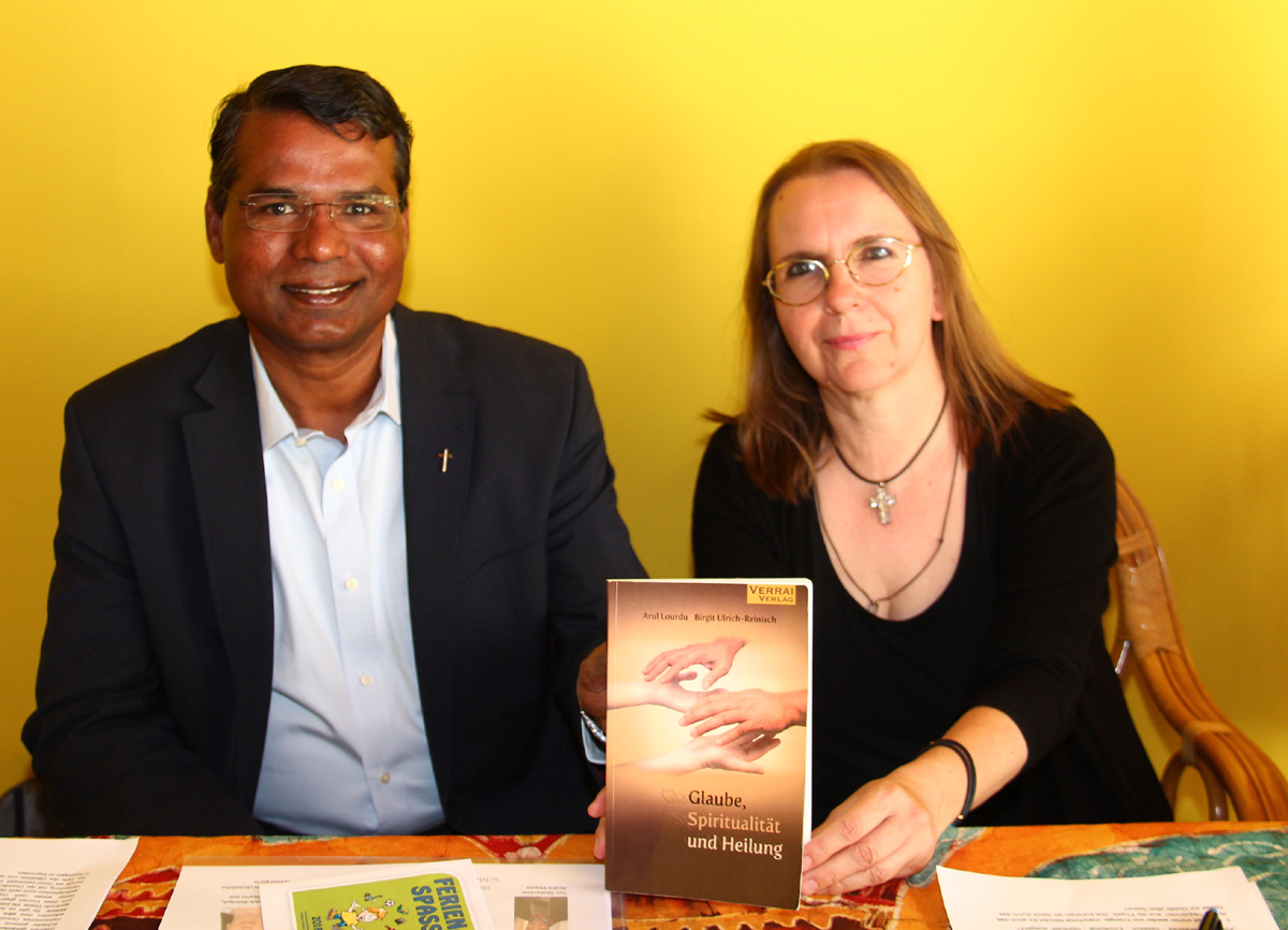 Buchvorstellung von Pfr. Arul Lourdu und Birgit Ulrich-Reinisch