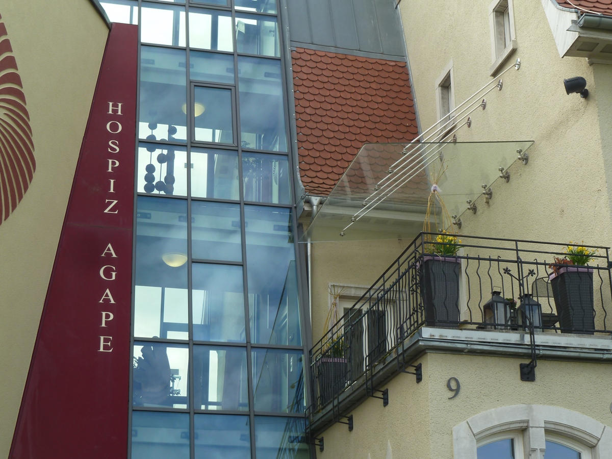 Morgen: „10 Jahre Hospiz Agape“ – Festgottesdienst und Tag der offenen Tür