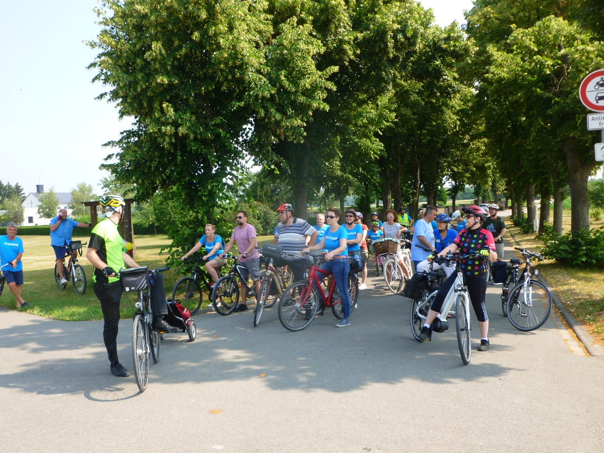 Neubürgerradtour führte ins Reilinger Eck – Erkunden von Wald und Radwegen