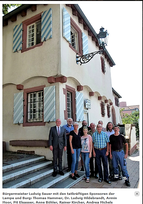 Neue ‘alte’ Lampe am Wieslocher Heimatmuseum