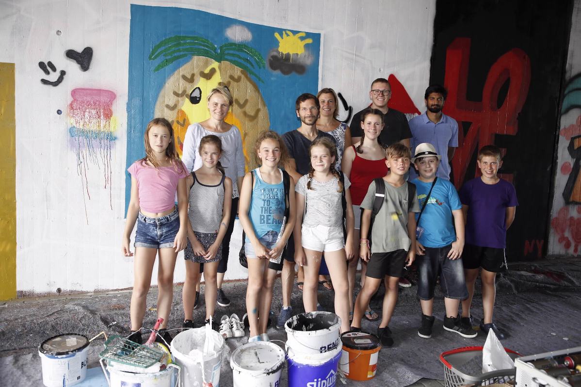 Ferienspaß beim Graffiti-Workshop mit der Bürgermeisterin