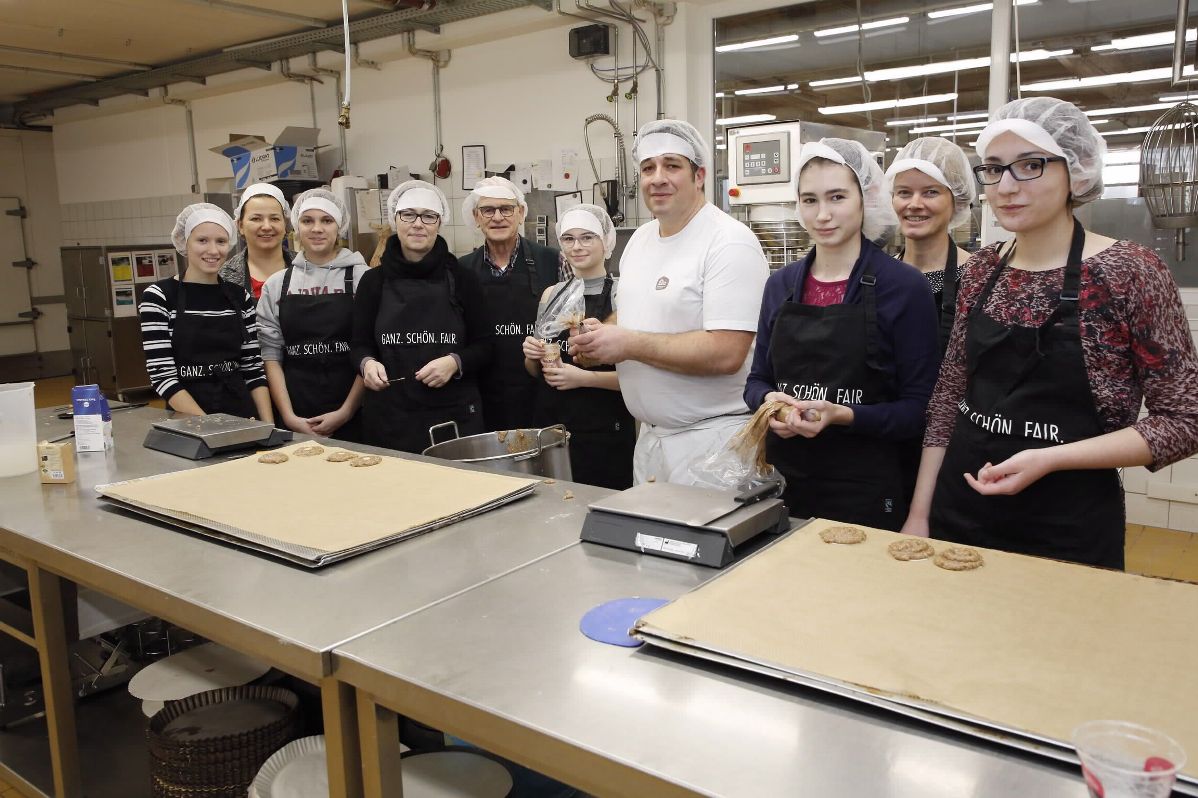 Faire Weihnachtsbäckerei auf dem Walldorfer Weihnachtsmarkt