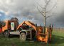 Großbaum-Pflanzmaschine nahm die Bäume huckepack