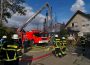 Walldorf: Carport brennt lichterloh – Feuerwehr im Einsatz