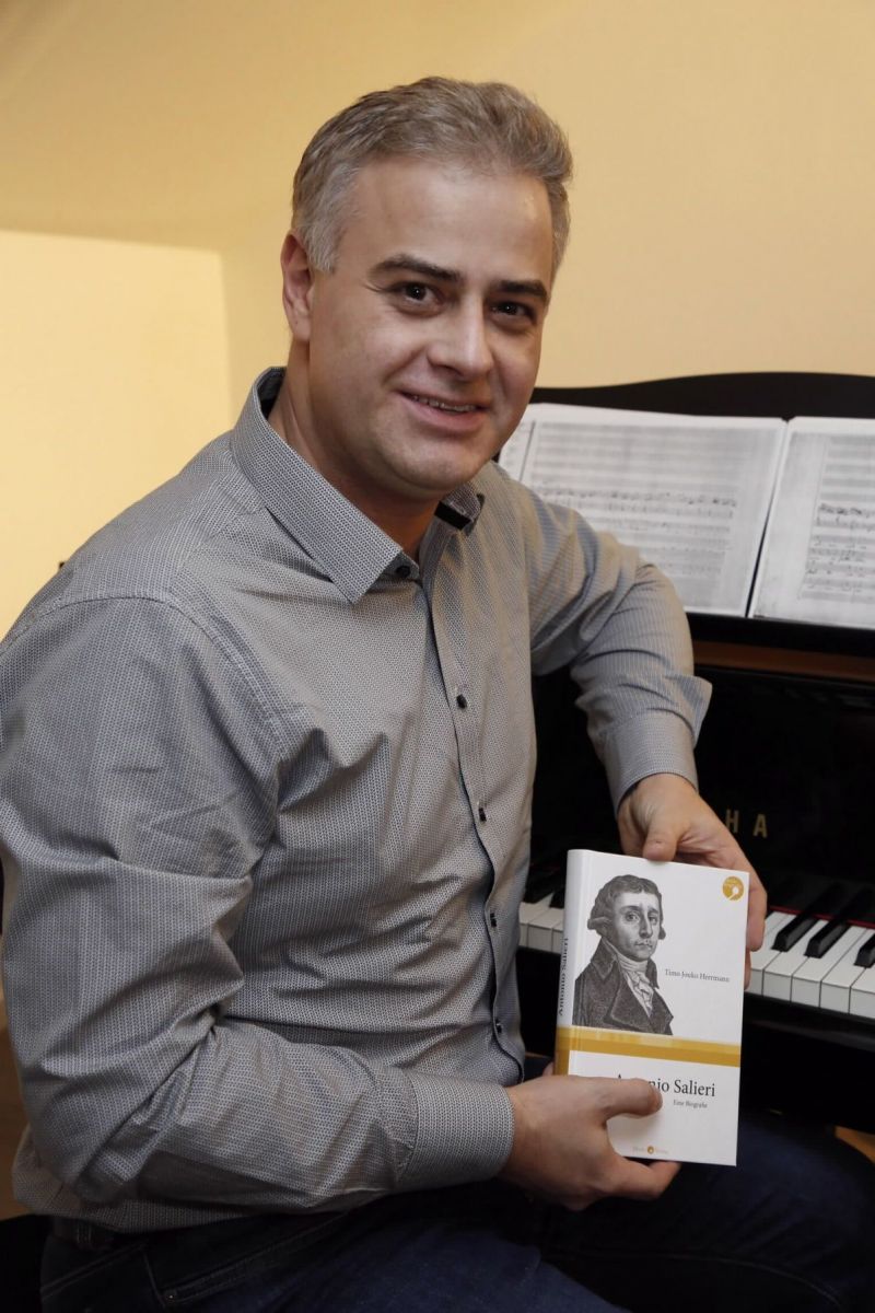 Dr. Timo Jouko Herrmann stellt seine neue Salieri-Biografie vor